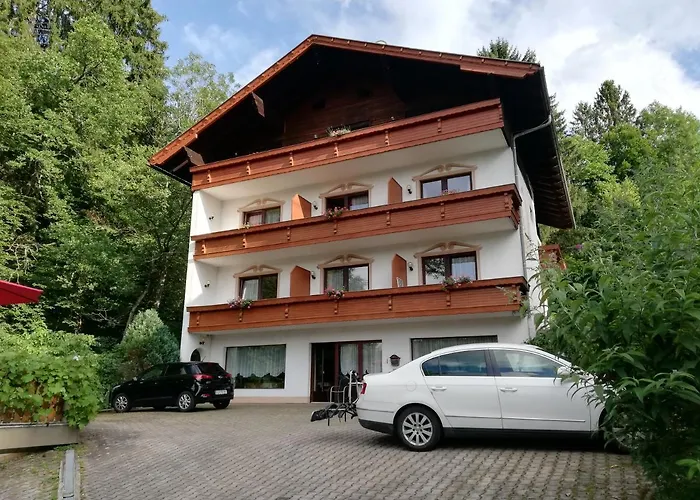 - Adlerhorst Apartament